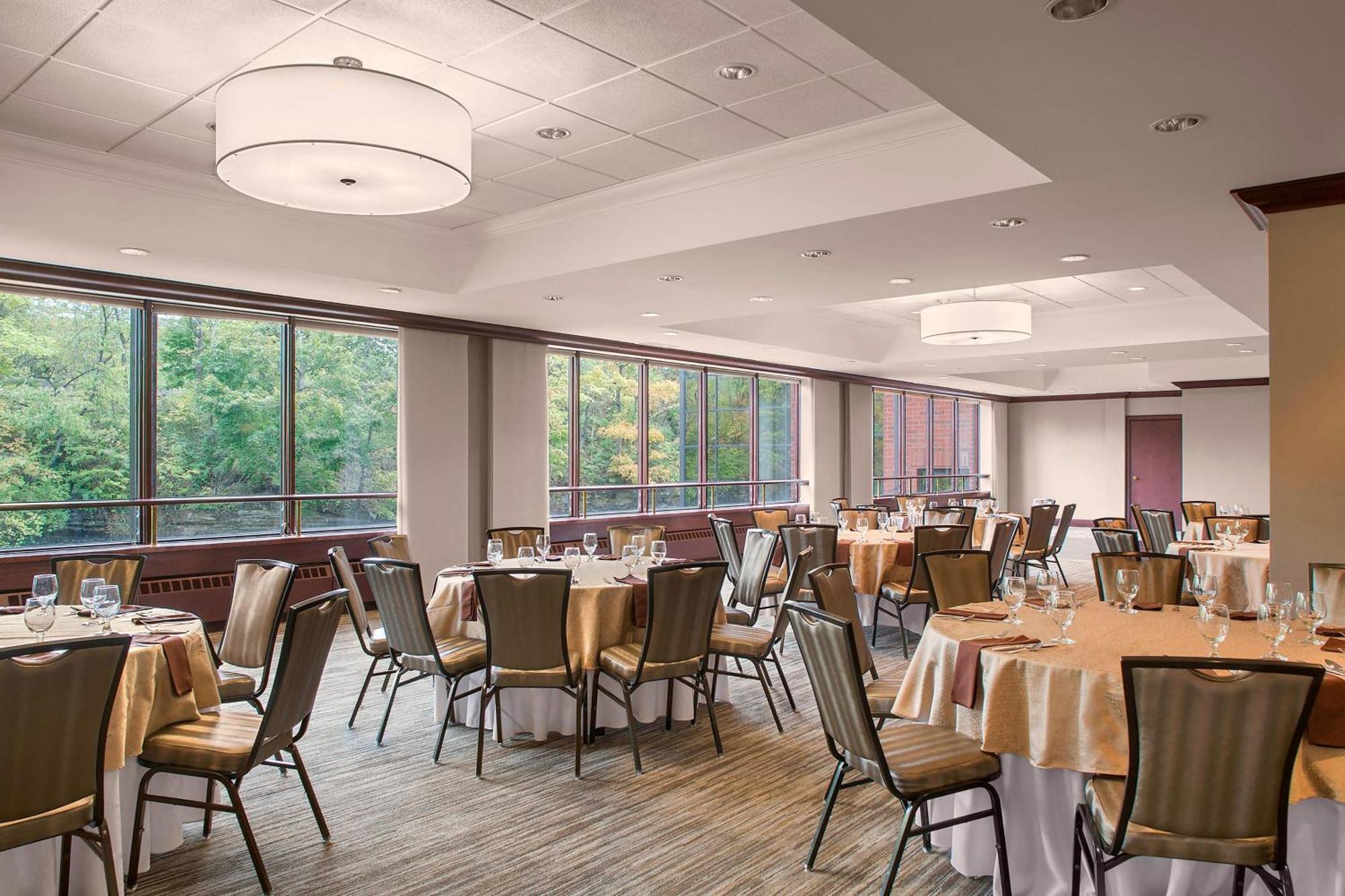 Sheraton Suites Akron Cuyahoga Falls Dış mekan fotoğraf