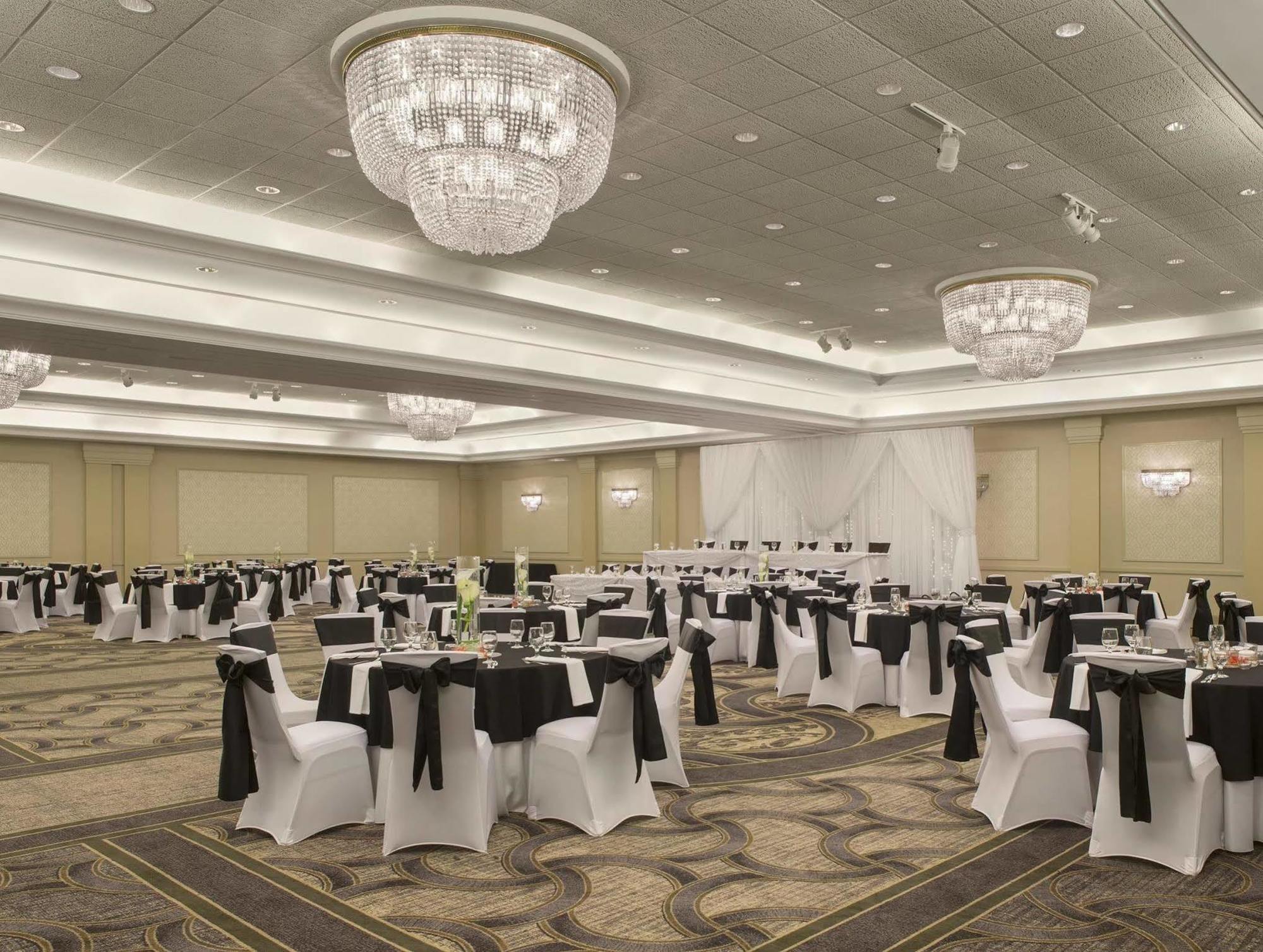 Sheraton Suites Akron Cuyahoga Falls Dış mekan fotoğraf